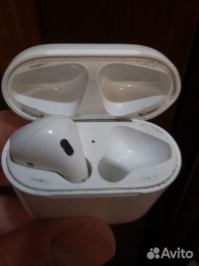 Airpods 2 с кейсом оригинал