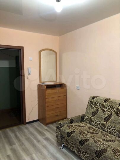 Комната 12 м² в 5-к., 2/5 эт.