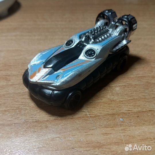 Машинки hot wheels 6 штук