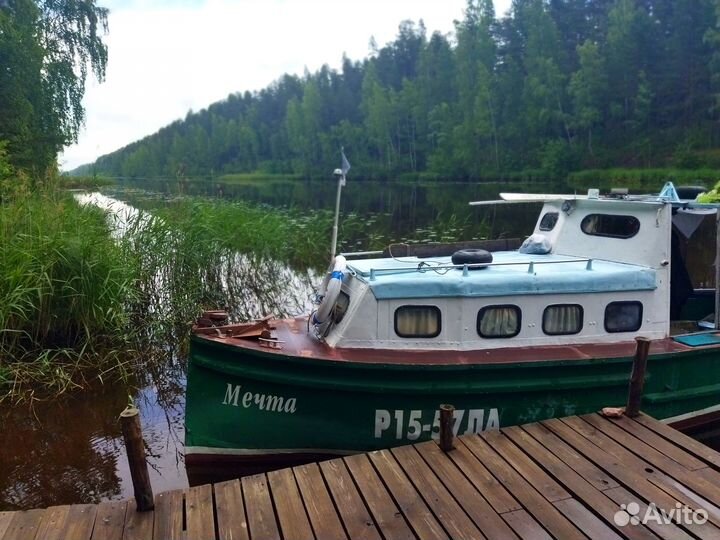 Продается водоизмещающий катер