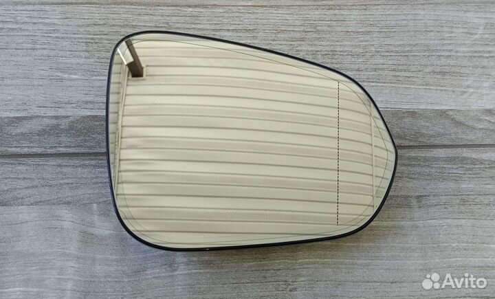 Lexus NX I поколения Зеркальный элемент правый ори