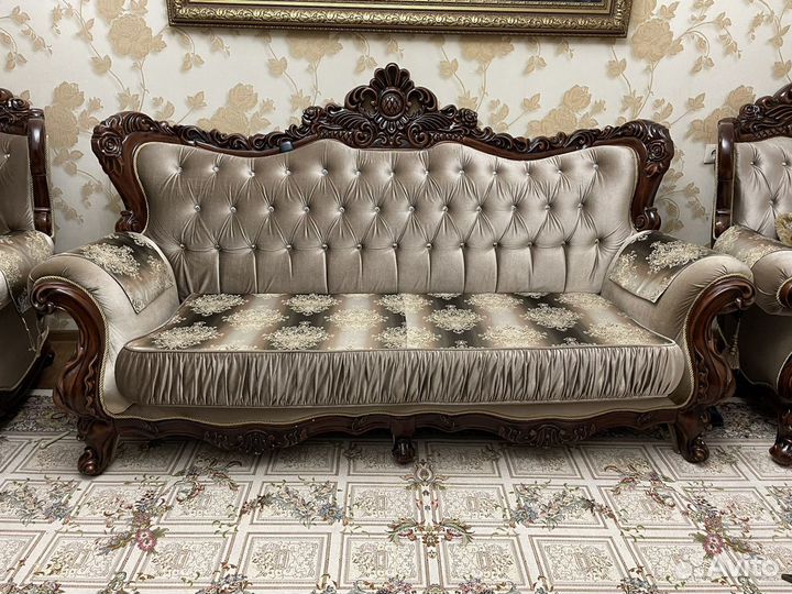 Диван и 2 кресла