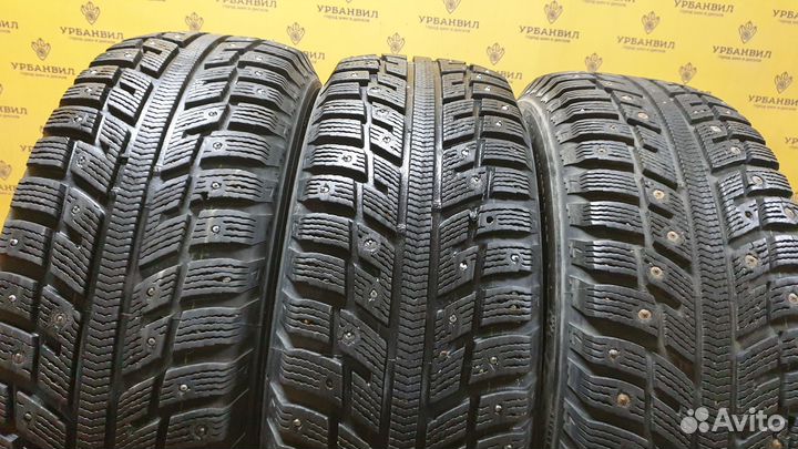 Kumho I'Zen KW22 215/65 R16 98T