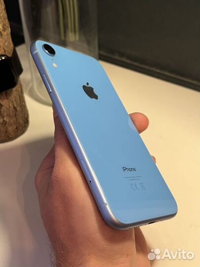 iPhone Xr, 64 ГБ