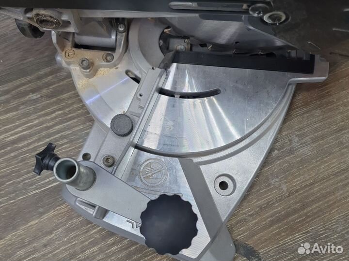 Торцовочная пила калибр птэ 1200 210м