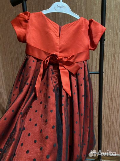 Платье нарядное для девочки