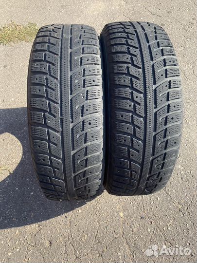 Kumho I'Zen KW22 215/65 R16