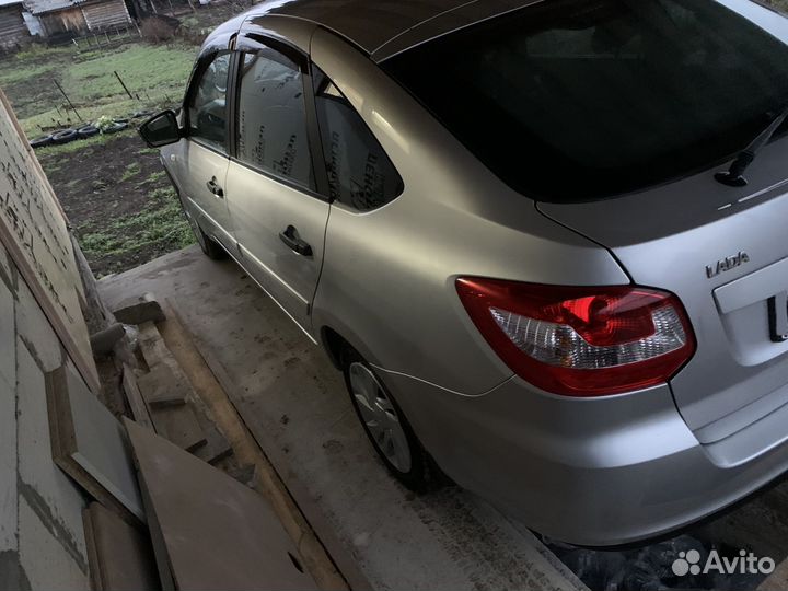 LADA Granta 1.6 МТ, 2017, 85 000 км