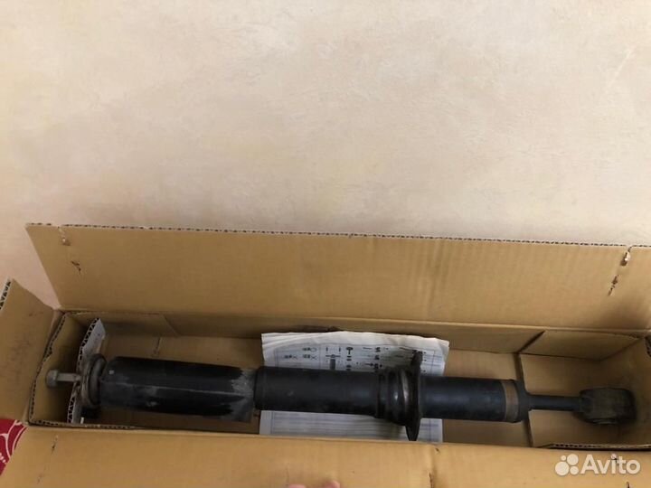 Амортизатор передний