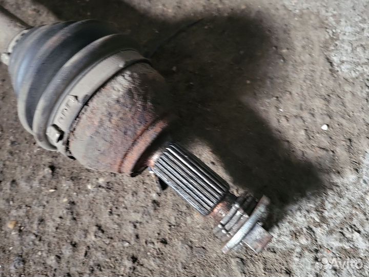 Привод передний правый Ford Focus 1 (98-05) 1.6L