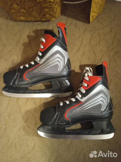 Коньки хоккейные 44 размер