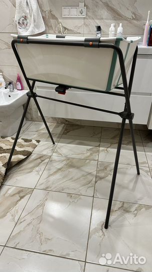 Stokke Складная ванночка с горкой, подставка