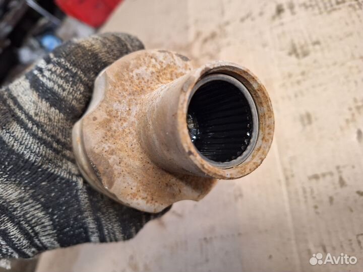 Привод правый Renault duster 1.6