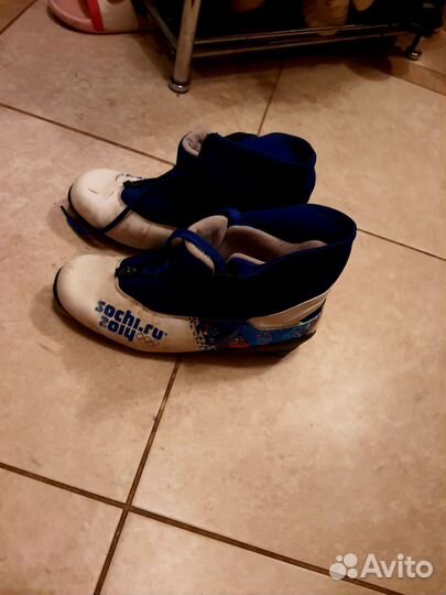 Лыжные ботинки fischer классические