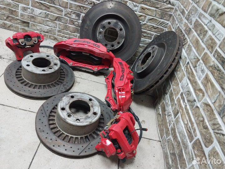 Суппорт тормозной Mercedes-Benz G-Class W463 6.3