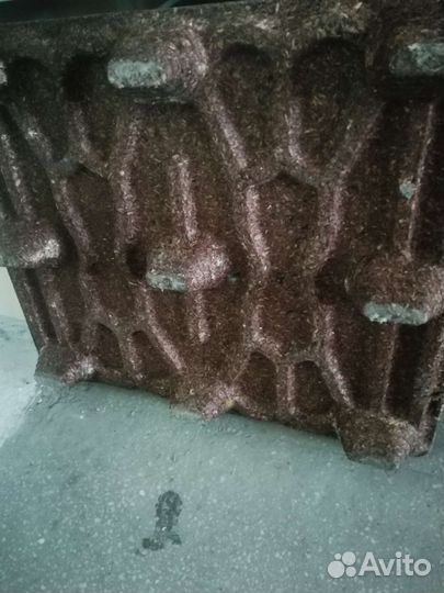 Паллеты новые 1.0 на 1.2м