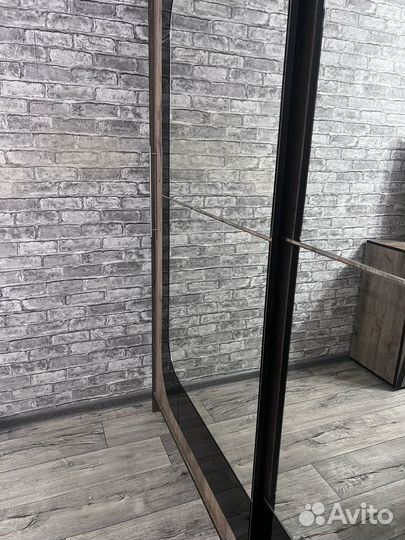 Шкаф купе с зеркалом бу