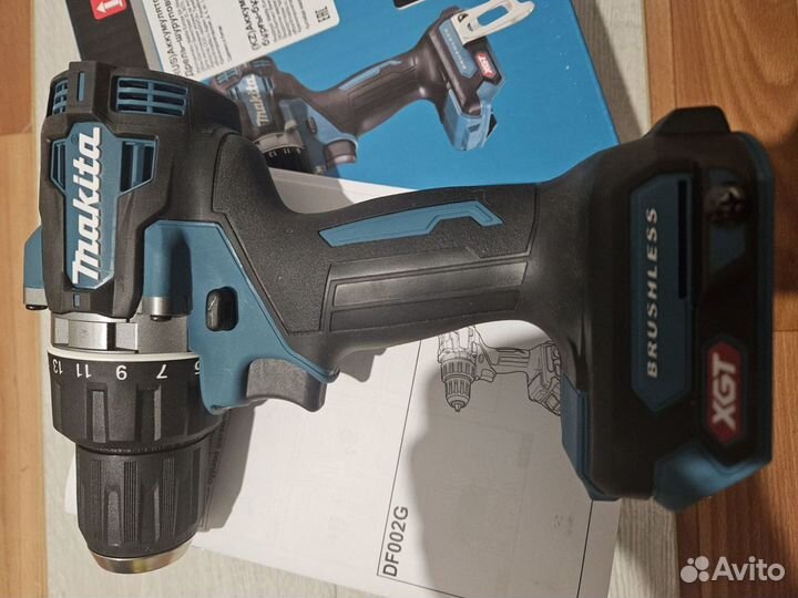 Акк.Дрель-шуруповерт 40V XGT Makita DF002GZ