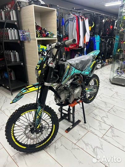 Regulmoto seven 125