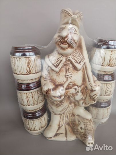 Подарочный набор рюмок,графин и стаканы. Керамика