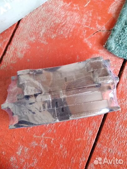 Тормозные колодки передние Mazda fameli