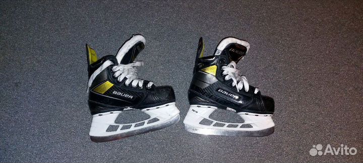 Хоккейные коньки детские Bauer