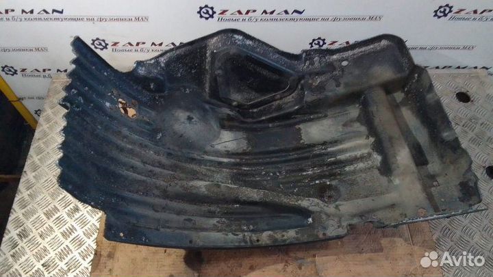 Подкрылок передний правый Man Tgl