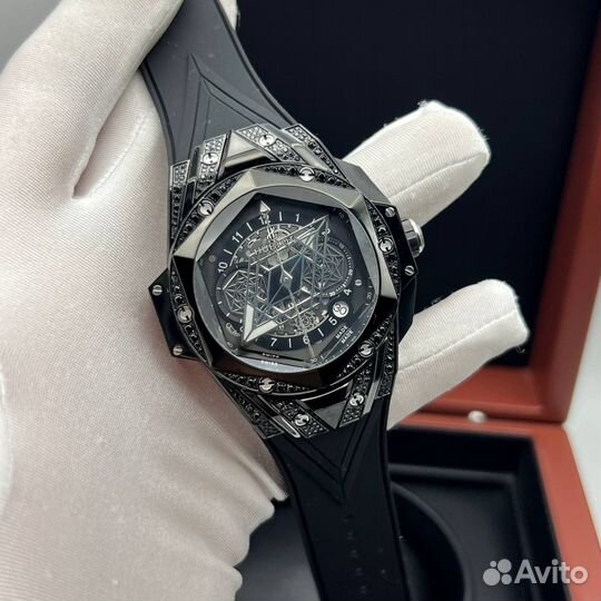 Часы Hublot Big Bang Sang