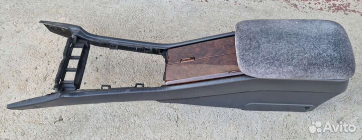 Бардачок подлокотник Crown jzs151(155)