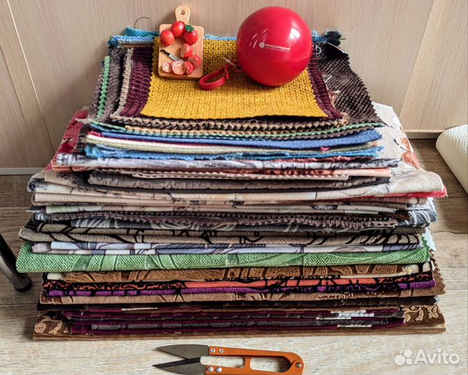 Пакет кусочков мебельной ткани