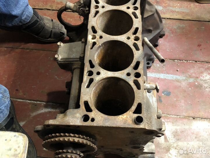 Блок цилиндров змз 406