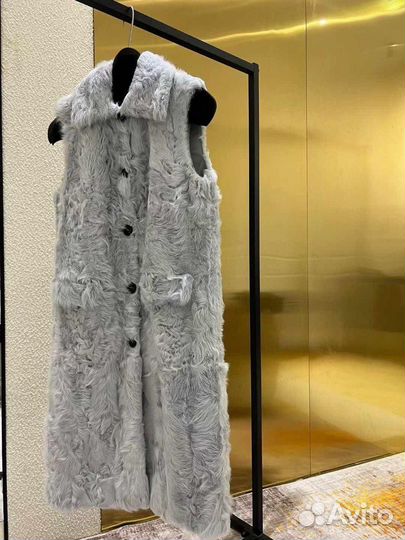 Жилетка prada