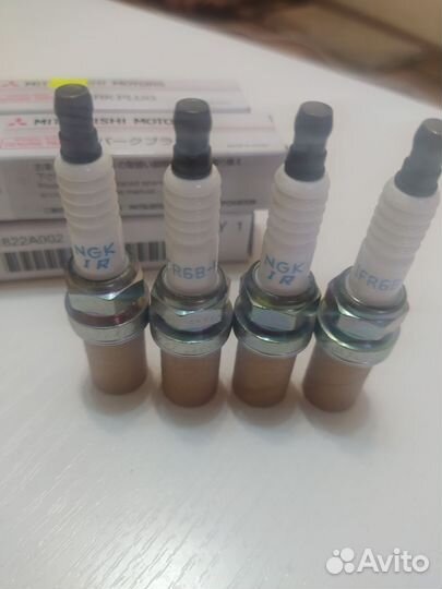 Свечи зажигания иридиевые NGK