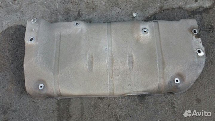 Экран тепловой теплоэкран теплозащита Audi Tt 8N