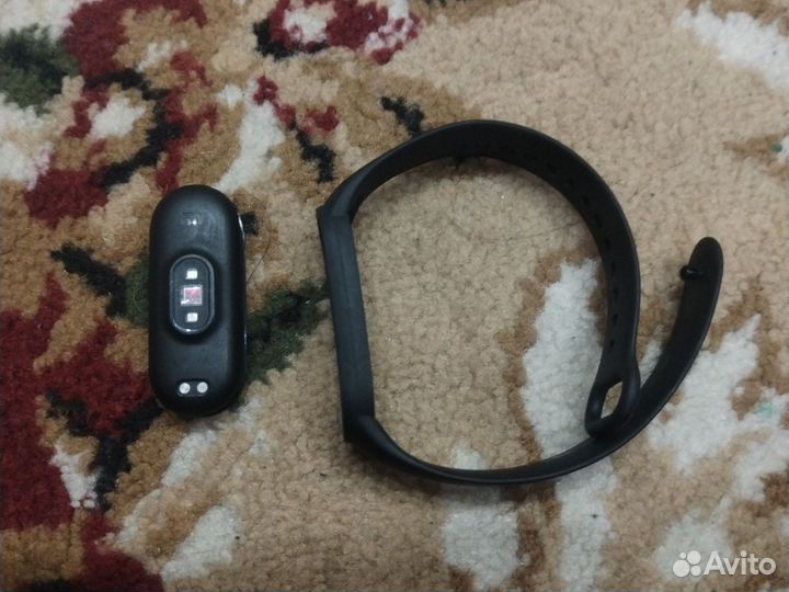 Фитнес браслет mi bend 5