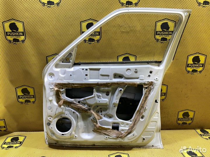 Дверь передняя правая Nissan Juke