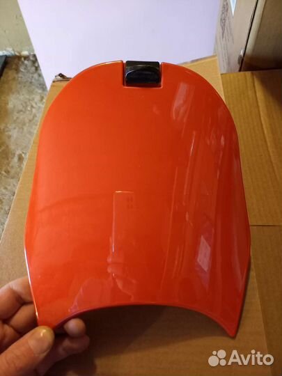 Крышка бардачка от мото