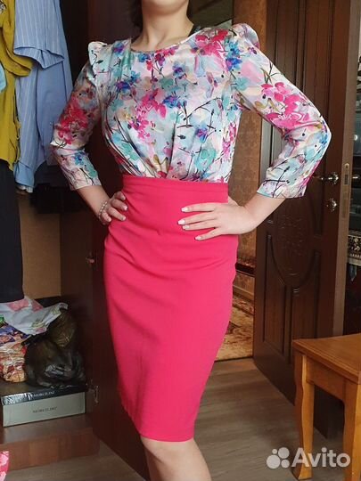 Платье женское 42 44