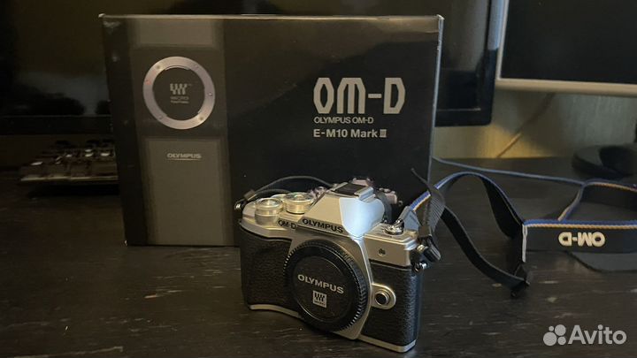 Olympus om d e m10 mark iii