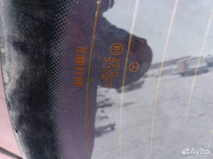 Стекло двери заднее Mercedes-Benz E-Класс