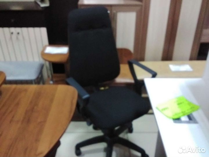 Компьютерное кресло