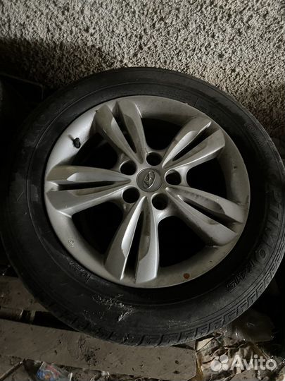 Продам диски на хендай с резиной