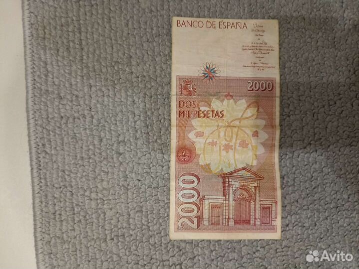 Купюра 2000 испанский песо 1992 год