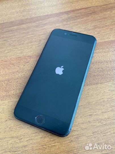 iPhone 7 Plus, 32 ГБ