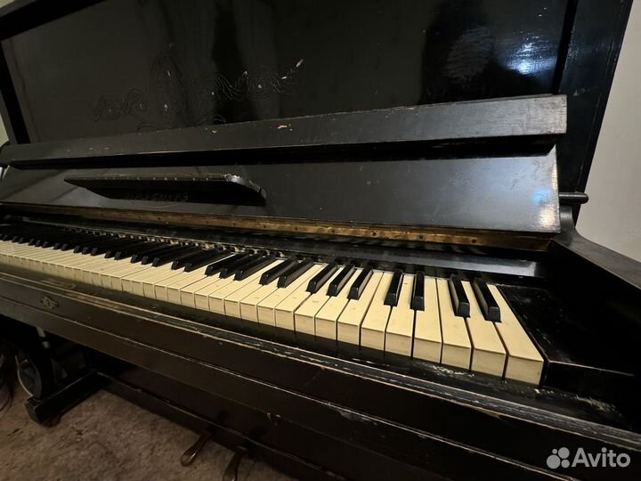 Пианино старинное