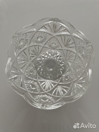 Хрустальная ваза диаметр 14 см