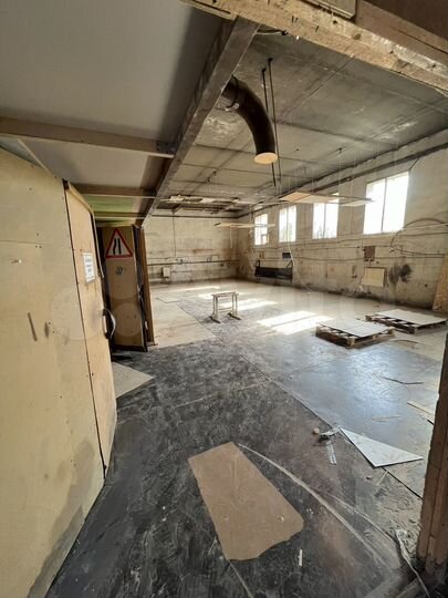 Производство, 200 м²