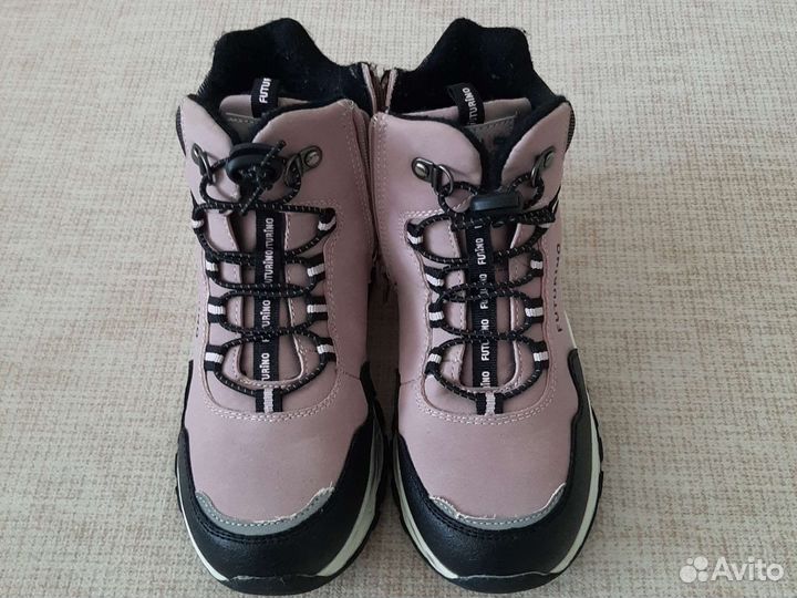 Ботинки для девочки