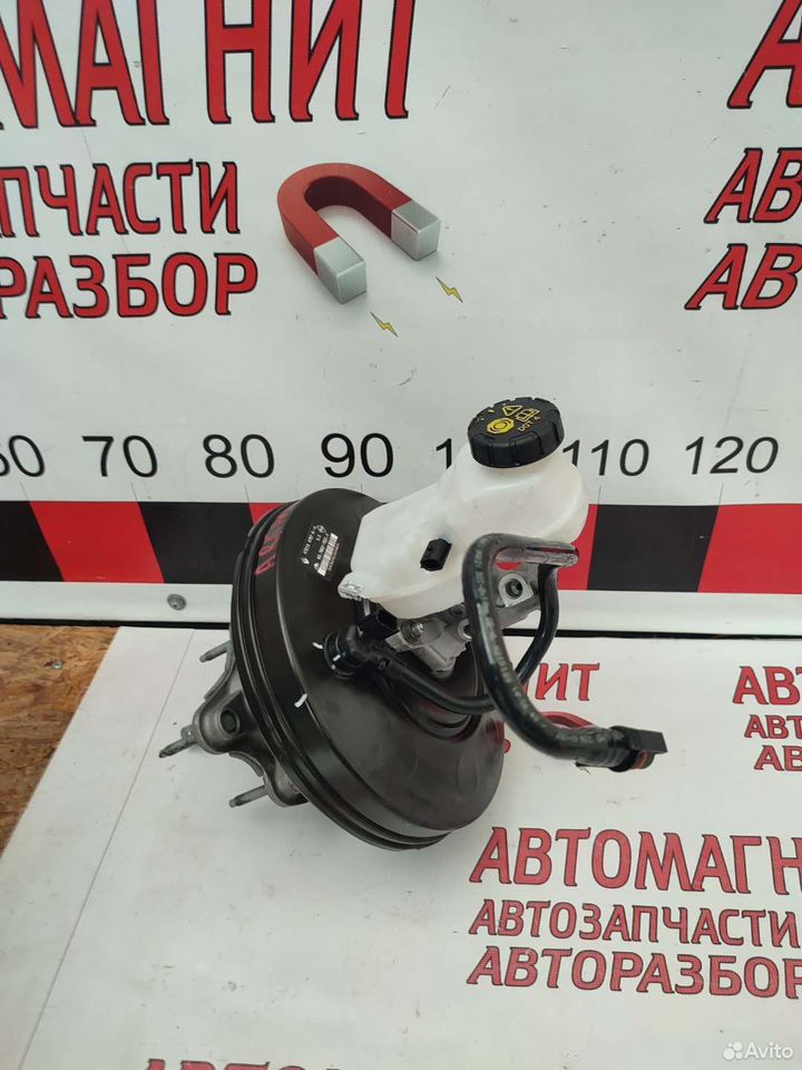 Тормозной цилиндр вакумник Рено Аркана Дастер 2