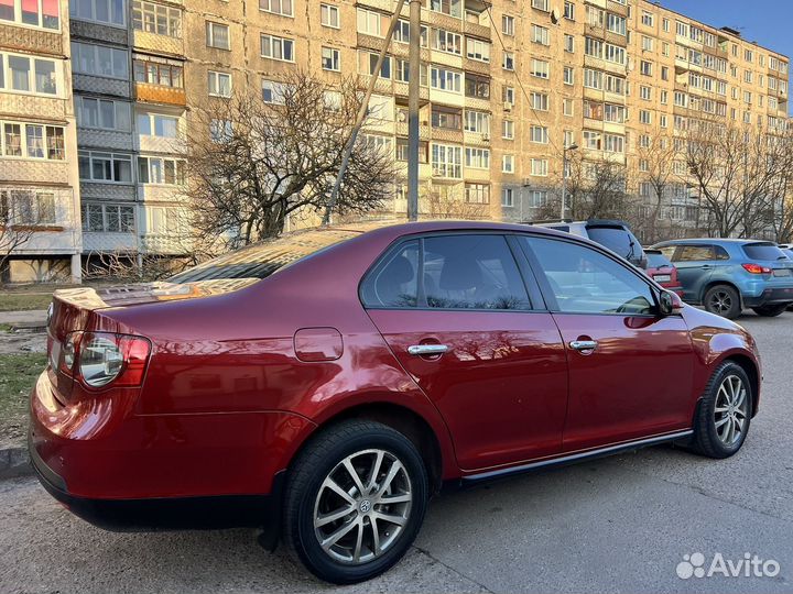 Volkswagen Jetta 1.6 AT, 2008, 295 547 км